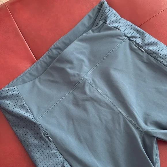 NWOT-Fabletics Motion365- Sleek Blue Ankle-Length Leggings - Picture 4 of 10